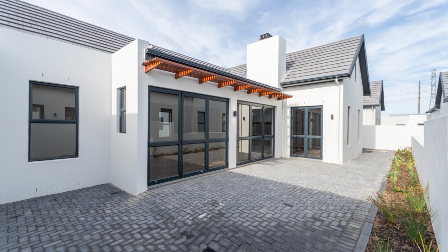 3 Bedroom Property for Sale in Sitari Country Estate Western Cape